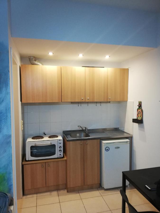 Maria'S Studio No1 In Heraklion/Wifi/Ac Exterior photo