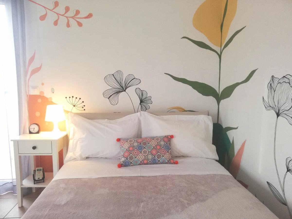 Maria'S Studio No1 In Heraklion/Wifi/Ac Exterior photo
