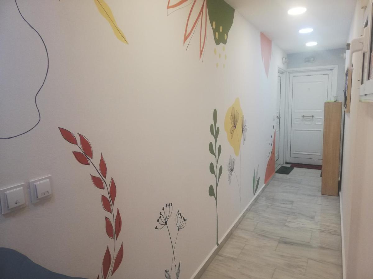 Maria'S Studio No1 In Heraklion/Wifi/Ac Exterior photo